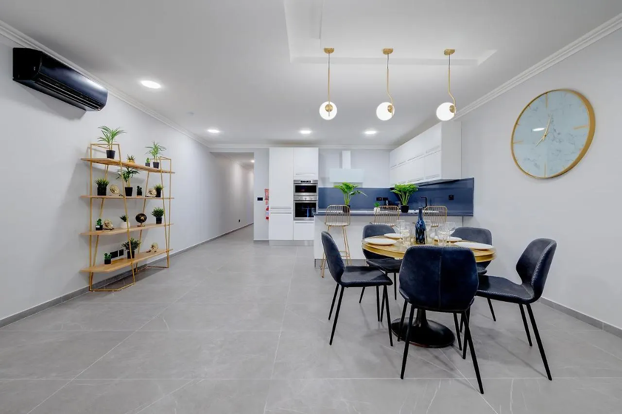 Apartment Art Deco Luxury Apartment, Central Location Sliema Malta