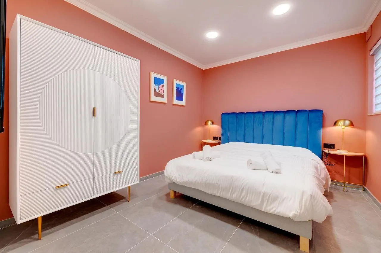 Art Deco Luxury Apartment, Central Location Sliema