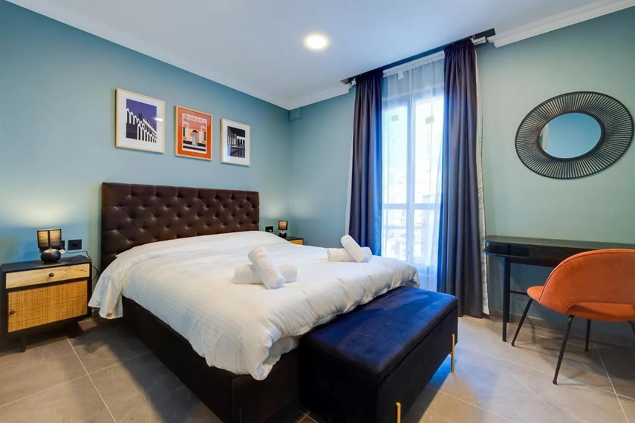 Art Deco Luxury Apartment, Central Location Sliema Apartment