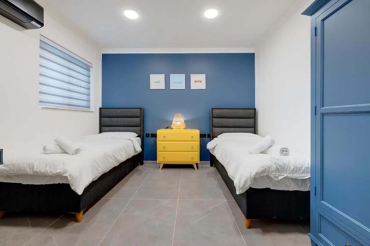 Art Deco Luxury Apartment, Central Location Sliema Malta