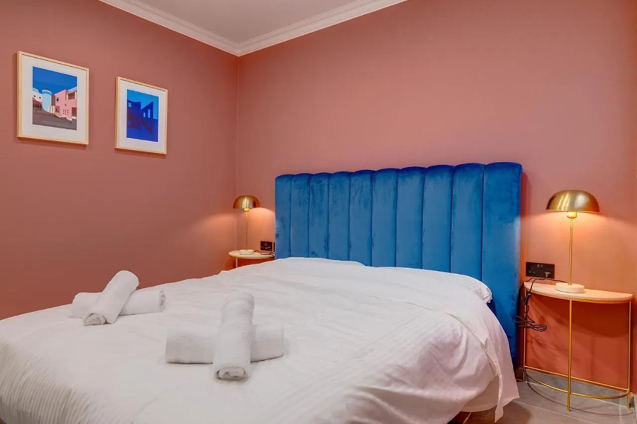 Apartment Art Deco Luxury Apartment, Central Location Sliema