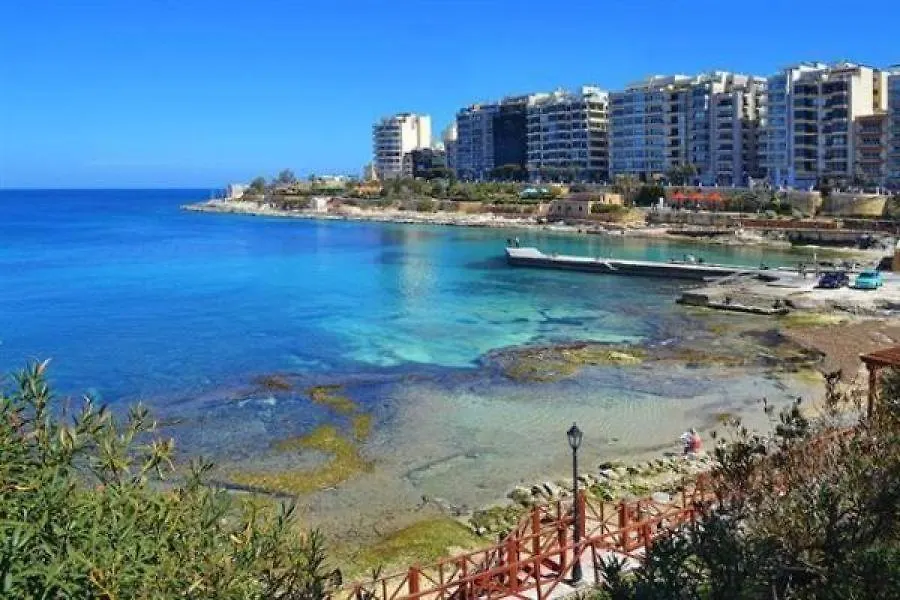 Art Deco Luxury Apartment, Central Location Sliema Malta