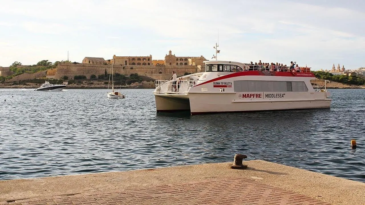 Art Deco Luxury Apartment, Central Location Sliema 0*,  Malta